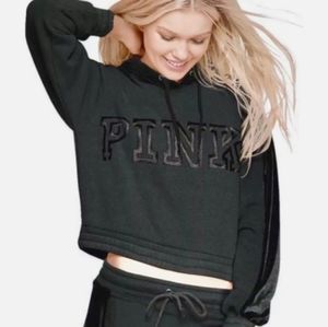 Victor Secret Pink Crop Pullover